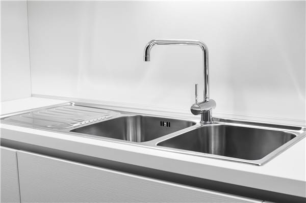 stainless steel sink