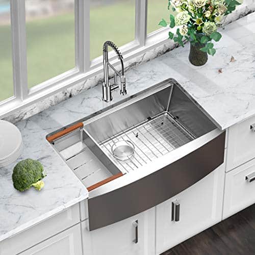 farmhouse sink